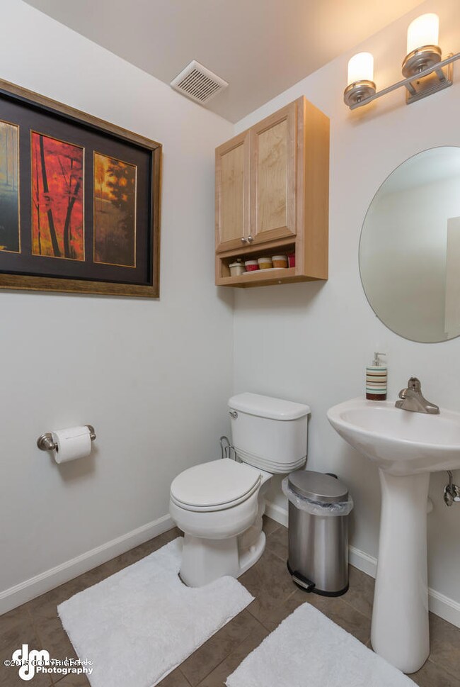 11550 Discovery Park Dr-large-006-Lower