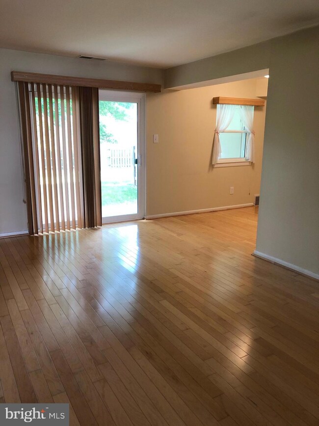 41 Kearney Dr, North Wales, PA 19454 - photo 4