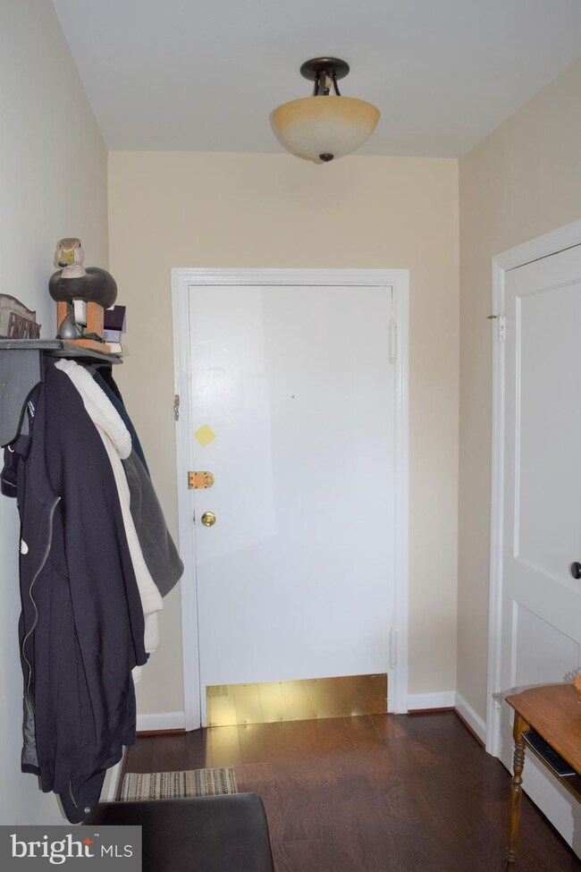 6501 Potomac Ave unit B2, Alexandria, VA 22307 - photo 5