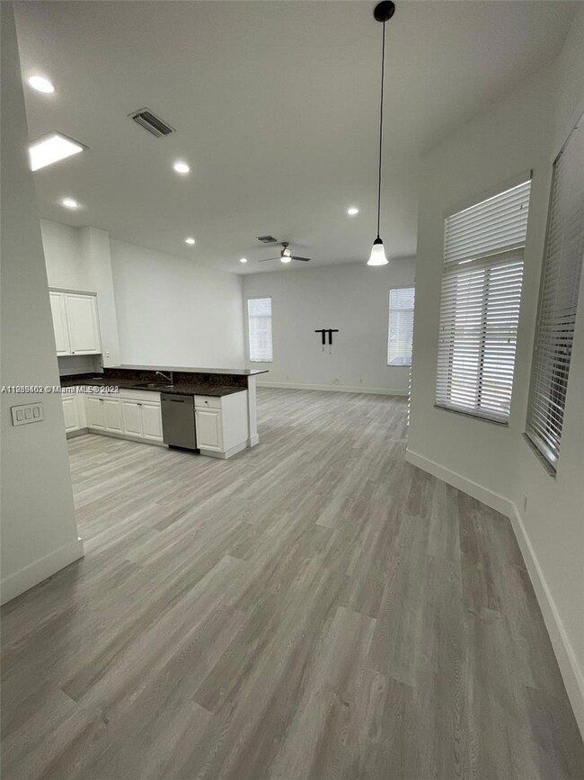 19200 SW 62nd St, Fort Lauderdale, FL 33332 - photo 3