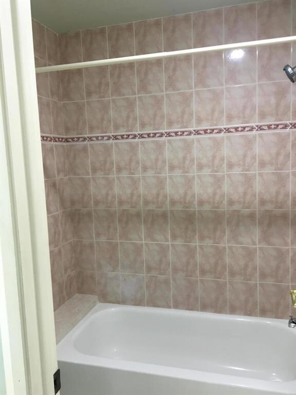 lakeview shower