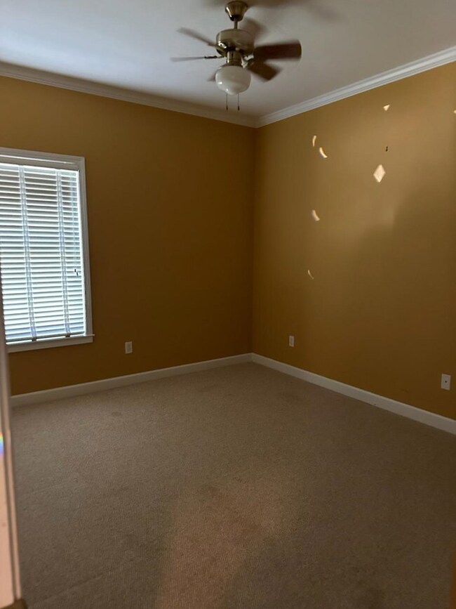 425 Orchard Cir, Dothan, AL 36305 - photo 3