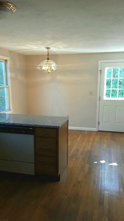 52 Green St, Milford, MA 01757 - photo 5