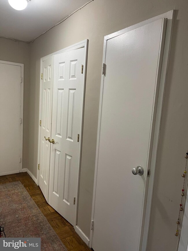 Claridge House unit 815-S, Washington, DC 20037 - photo 6