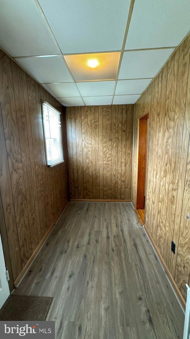 5637 Oregon Ave, Halethorpe, MD 21227 - photo 6