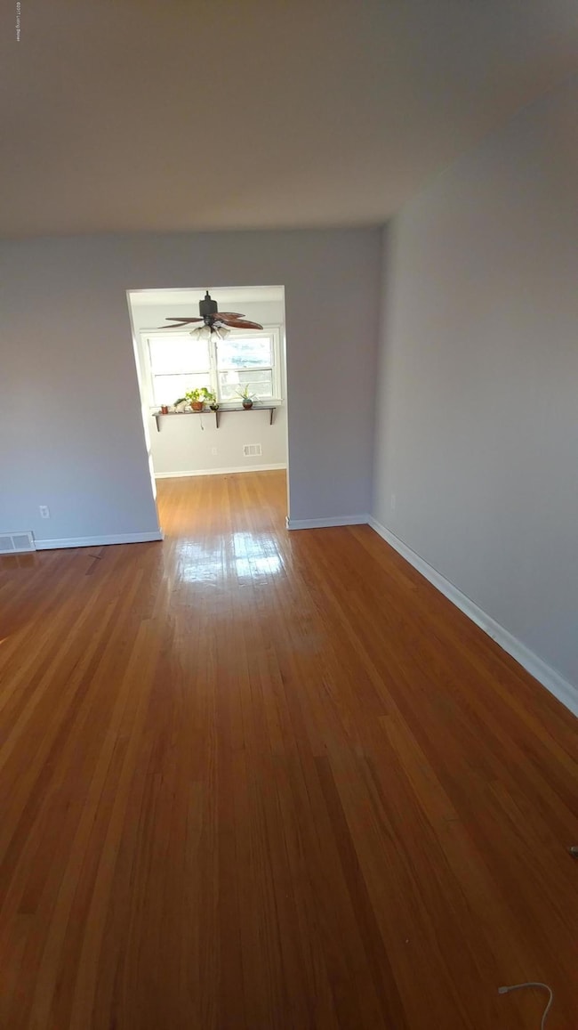 6106 Princess Way, Louisville, KY 40219 - photo 6