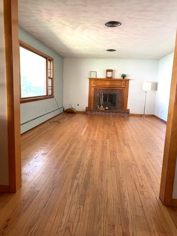 13 Louise Ave unit 1, Chicopee, MA 01013 - photo 4