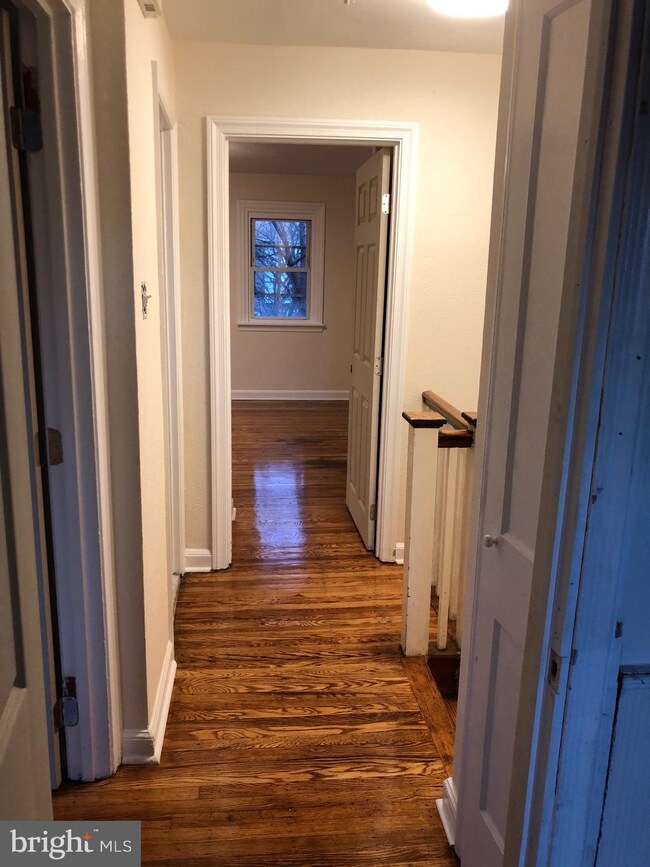 7198 Locust St unit 1ST, Upper Darby, PA 19082 - photo 7