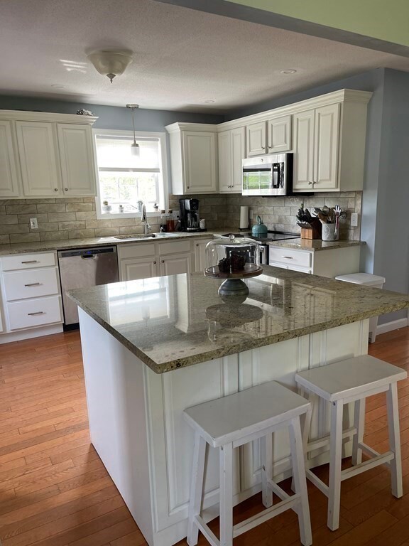 135 O'Neil Rd, Warren, MA 01083 - photo 2