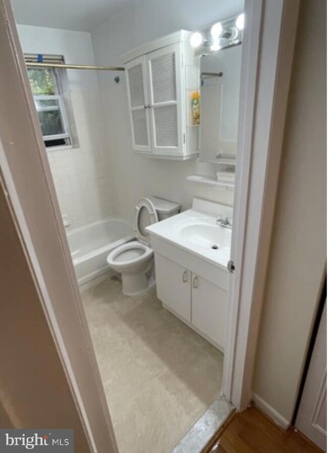 1600 Church Rd unit C312, Wyncote, PA 19095 - photo 6