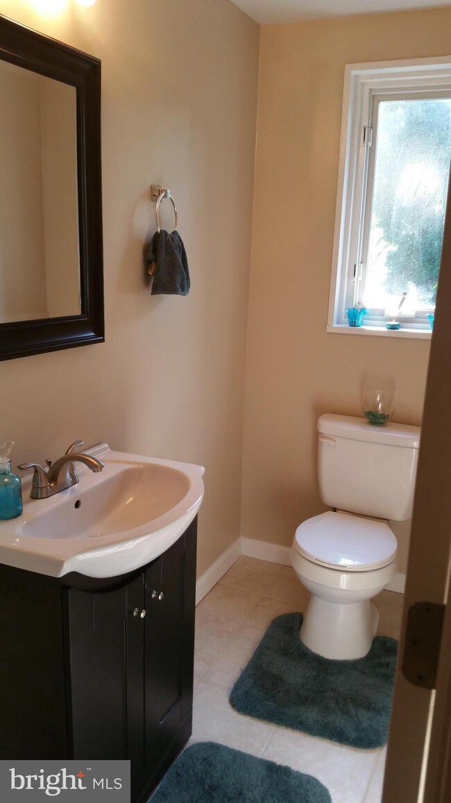 4011 Murdock St, Temple Hills, MD 20748 - photo 7