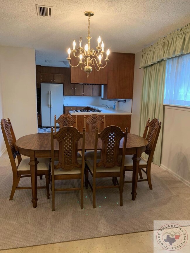 809 Redwater Rd, Wake Village, TX 75501 - photo 3