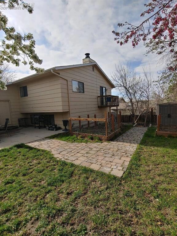 Another view of back area