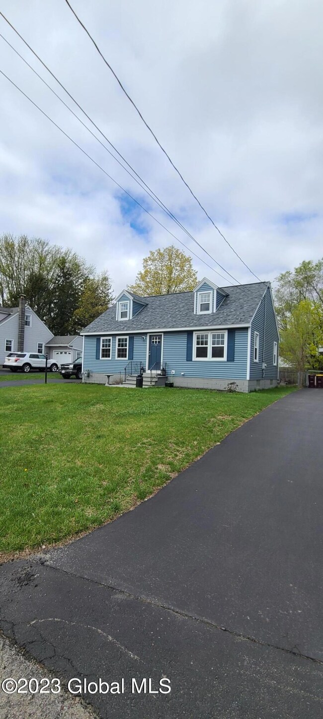 96 Mcnutt Ave, Albany, NY 12205 - photo 2