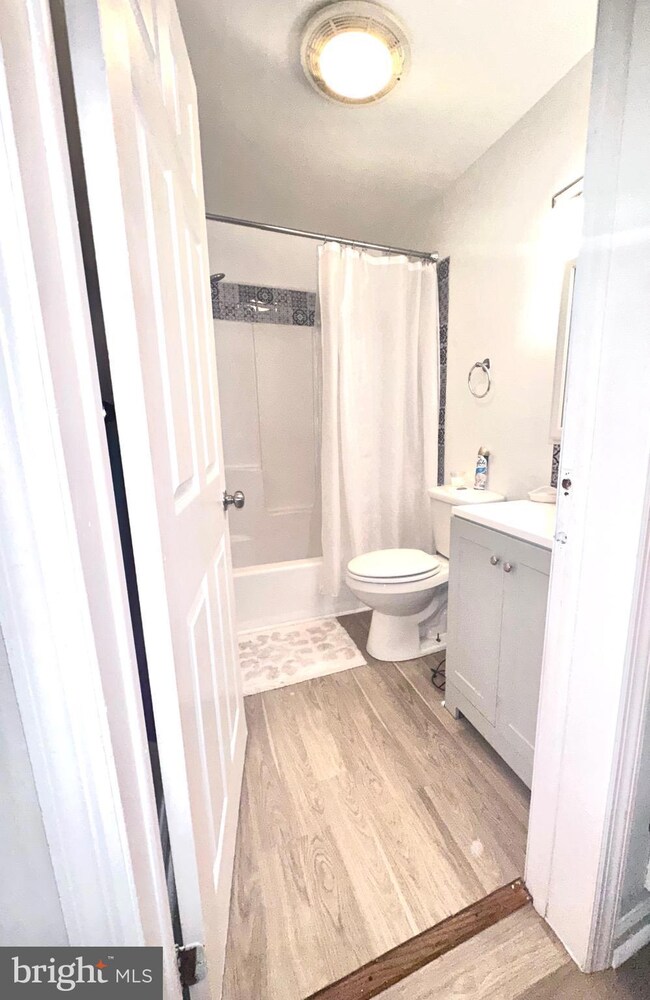 242 Hayes Mill Rd, Atco, NJ 08004 - photo 6