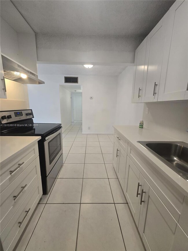 1400 N 17th Ave unit 1, Hollywood, FL 33020 - photo 7