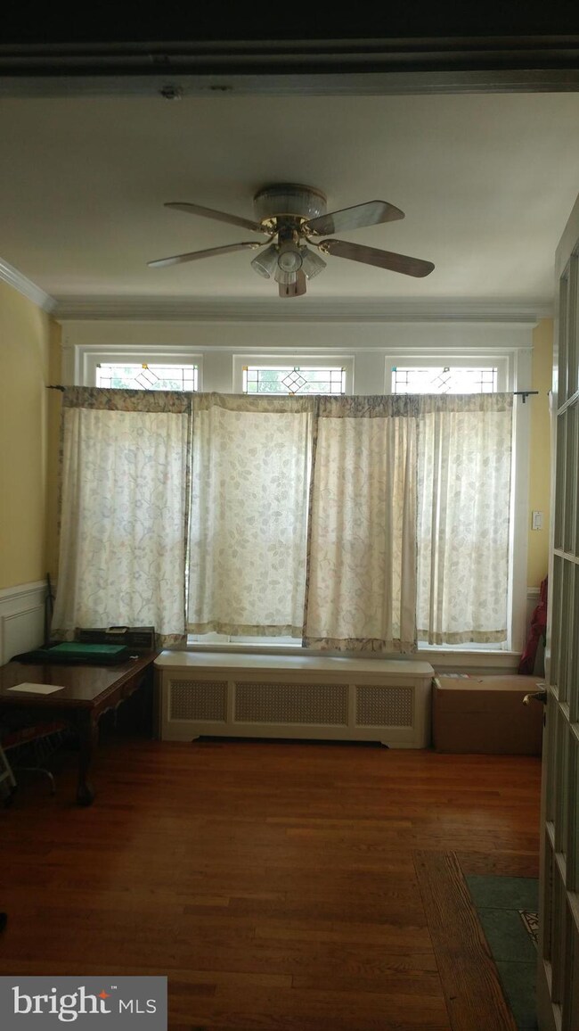 3525 Oakmont St, Philadelphia, PA 19136 - photo 4