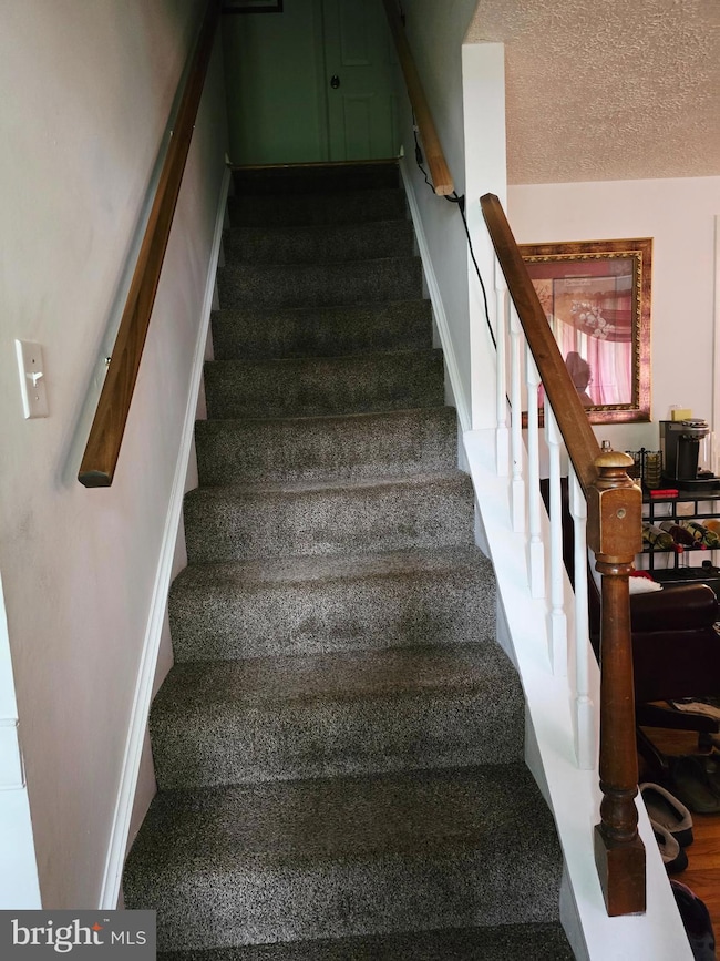 11708 Eisenhower Ln, Fredericksburg, VA 22407 - photo 2