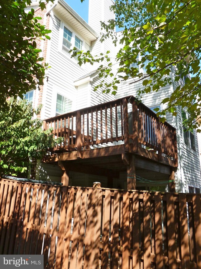 15660 Ensleigh Ln, Bowie, MD 20716 - photo 6