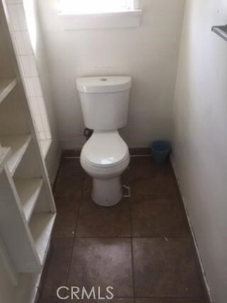 15522 3rd St unit B, Victorville, CA 92395 - photo 2