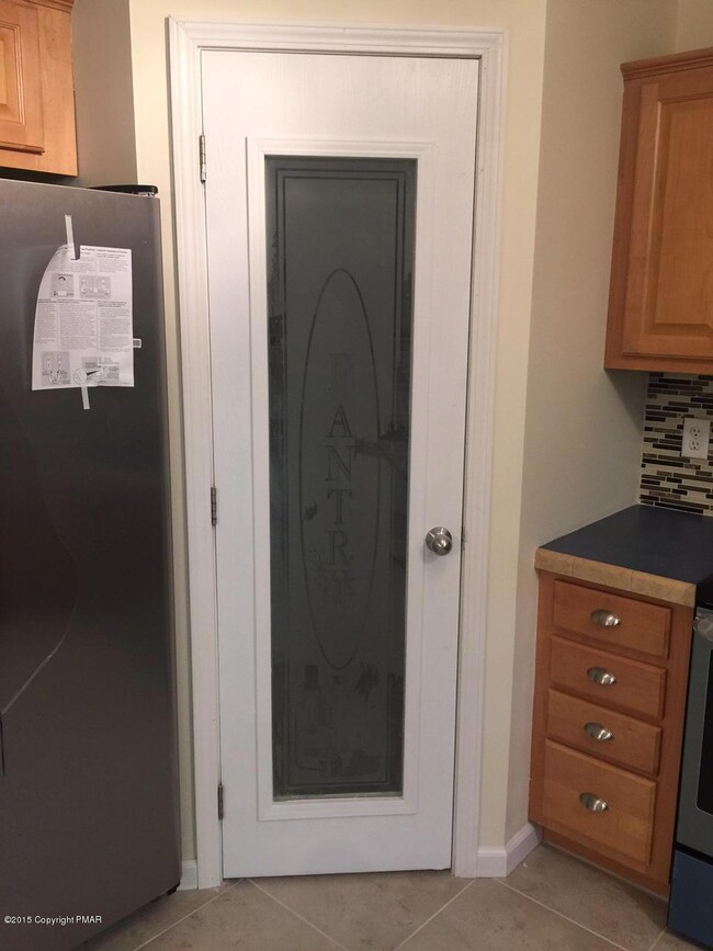 334 Bumblebee Pass, Cresco, PA 18326 - photo 6