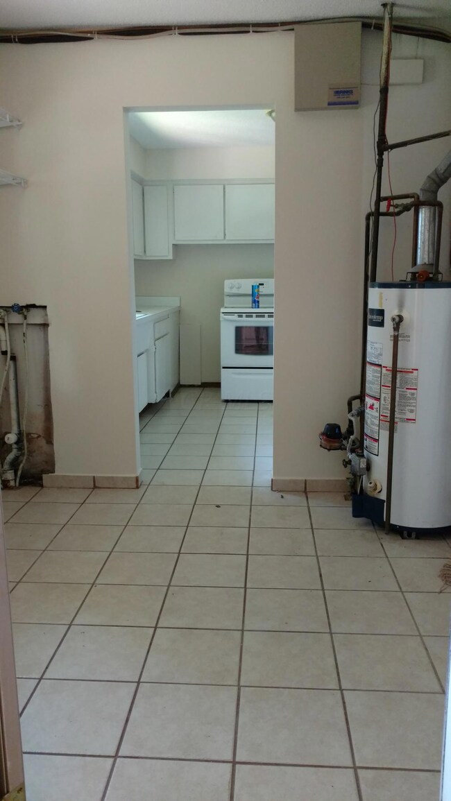 2706 Denmark Rd, Columbus, OH 43232 - photo 6