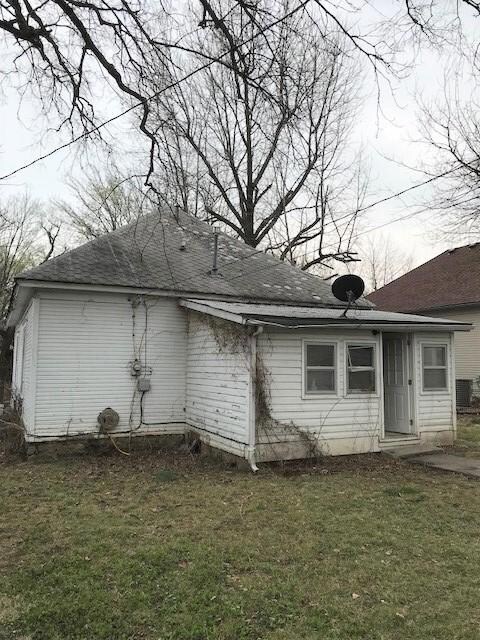 322 N Jackson back