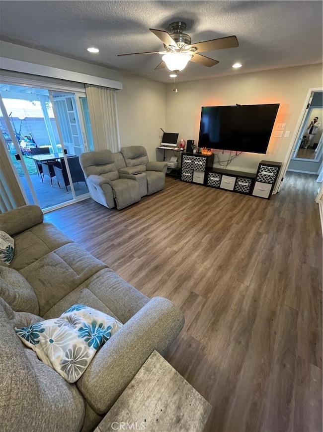 10362 Aurelia Ave, Cypress, CA 90630 - photo 3