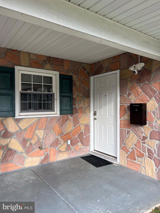 12700 Haskell Ln, Bowie, MD 20716 - photo 5