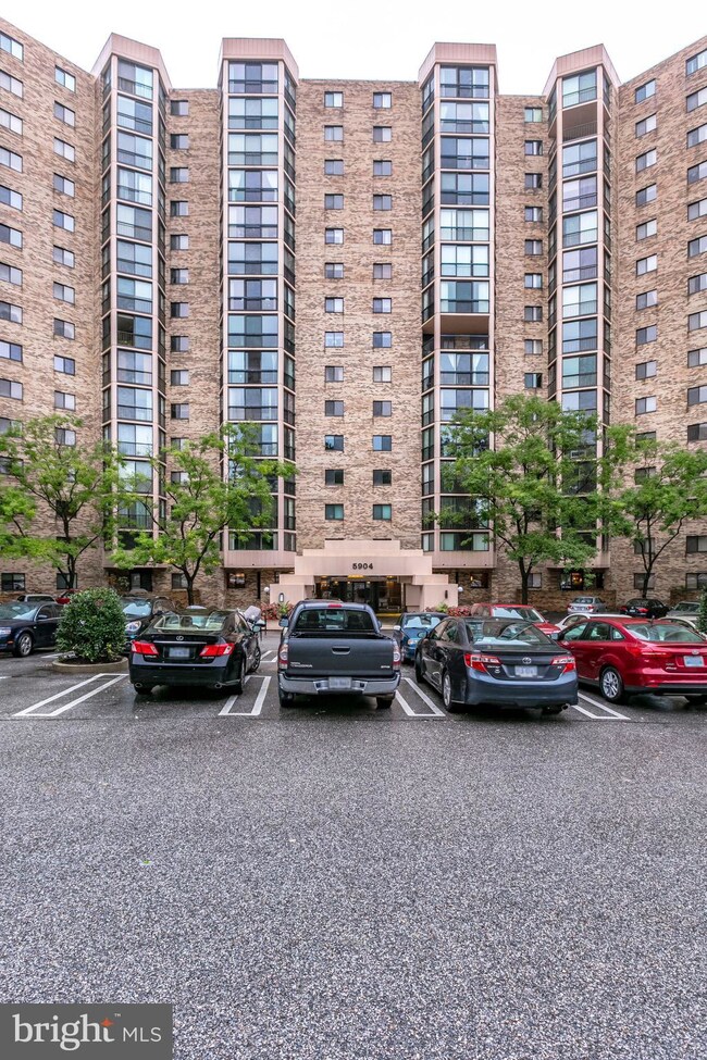 Montebello unit 111, Alexandria, VA 22303 - photo 5