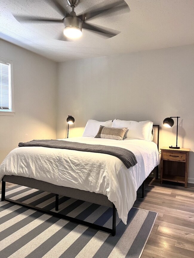 2420 Mcduffie St unit 6, Houston, TX 77019 - photo 6