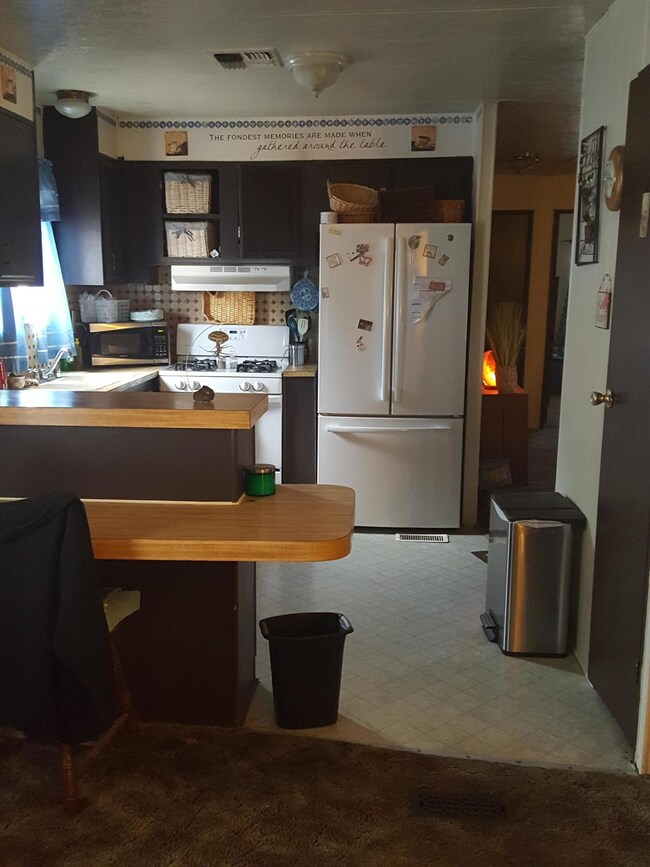 unlisted-address, Rosamond, CA 93560 - photo 3