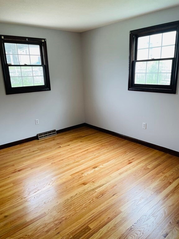 22 Ronald St, Ludlow, MA 01056 - photo 7