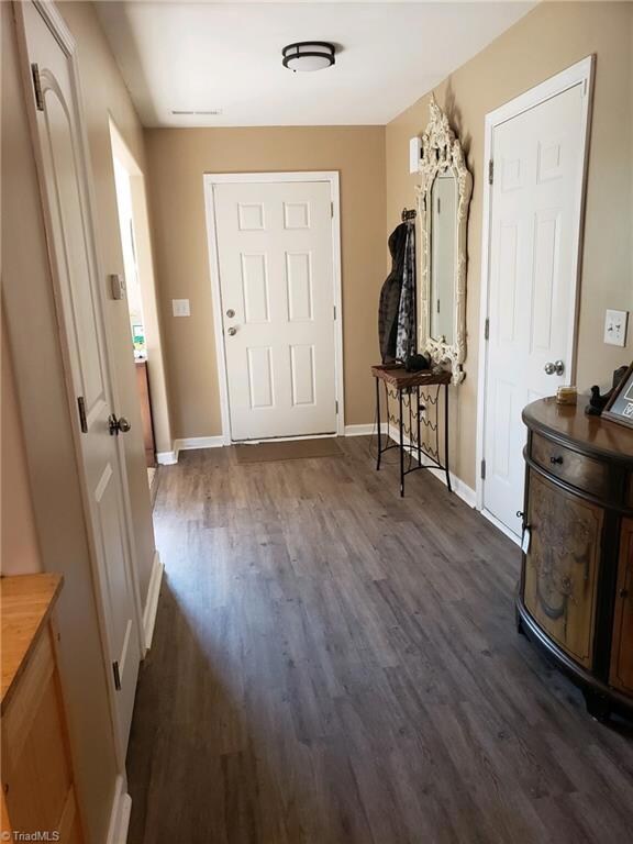 2770 Buckhorn Dr, Randleman, NC 27317 - photo 7