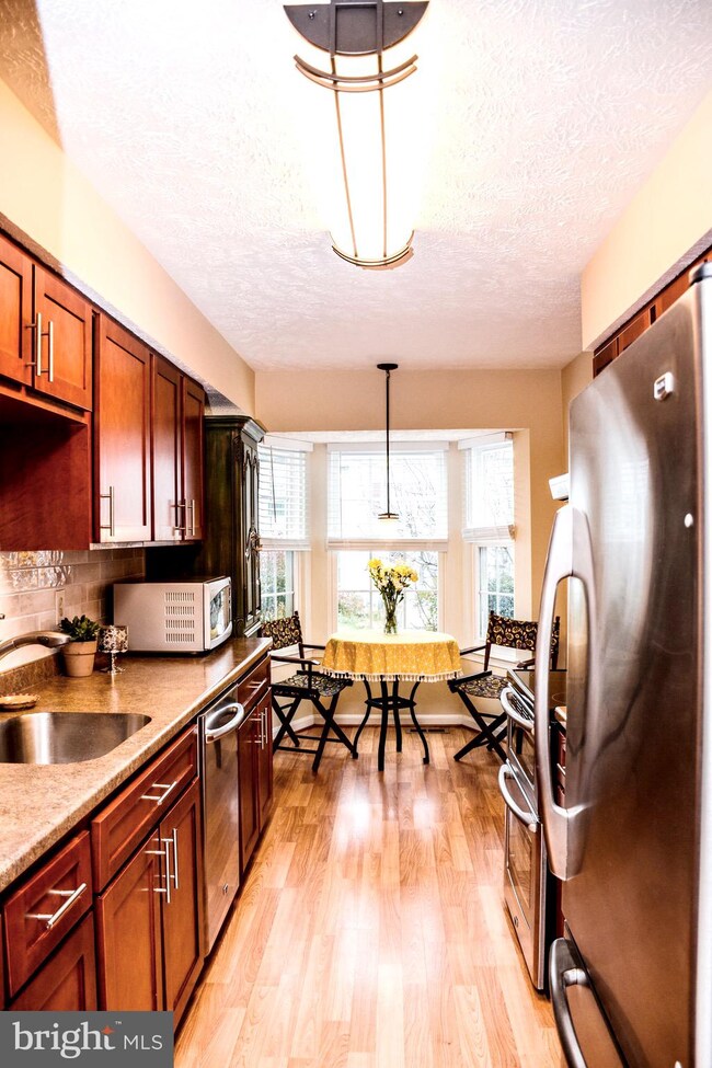 13906 Preacher Chapman Place, Centreville, VA 20121 - photo 4