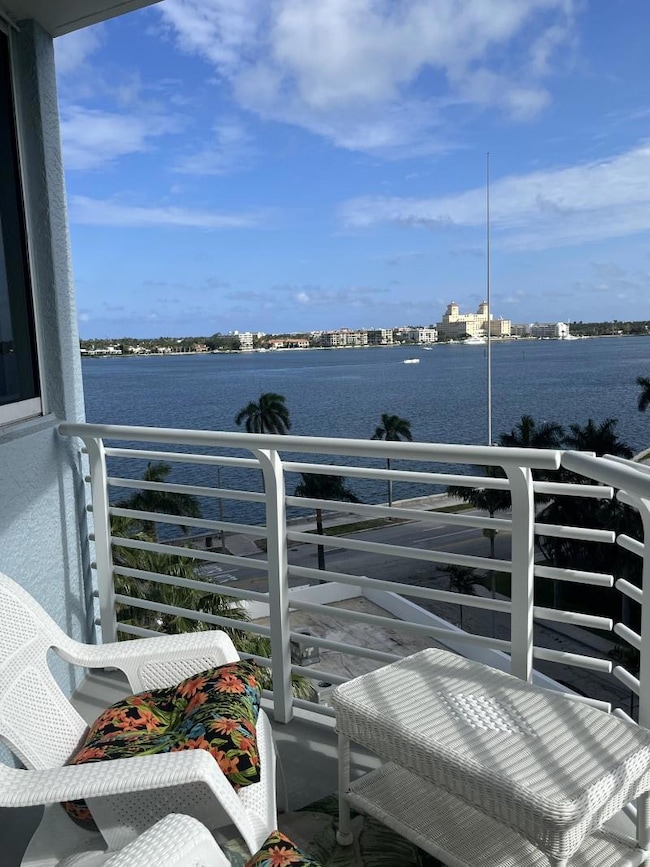 The Slade unit 716, West Palm Beach, FL 33401 - photo 5