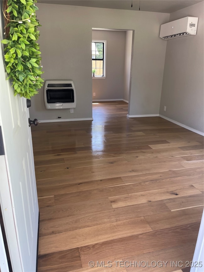 606 N Broadway Ave, Haskell, OK 74436 - photo 3