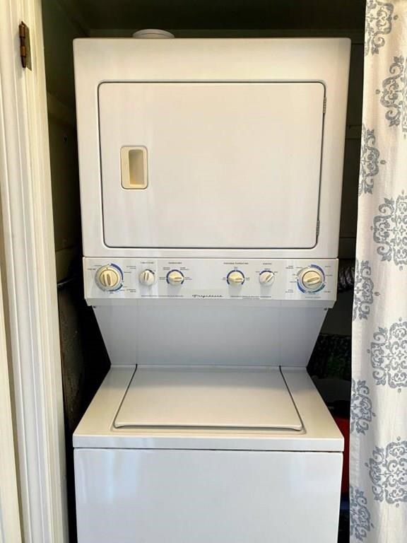 60 Charlesgate W unit 4B, Boston, MA 02215 - photo 7