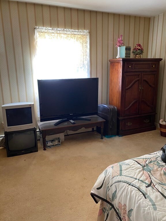 3 Grandview Dr, Southbridge, MA 01550 - photo 4