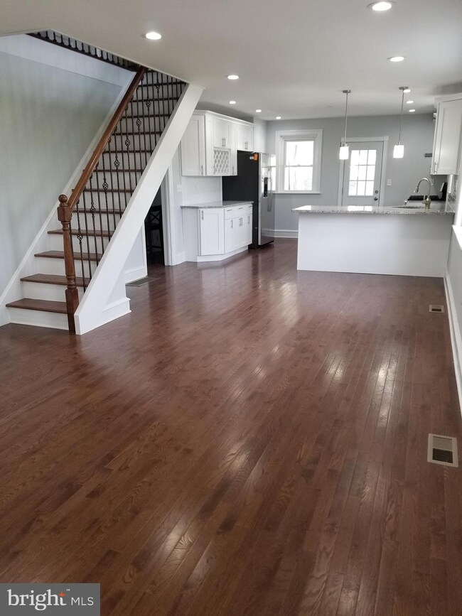 1211 Bullens Ln, Woodlyn, PA 19094 - photo 3