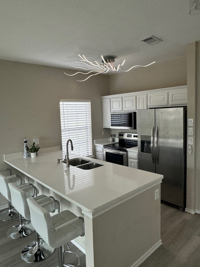 26035 Heartwood Dr unit 412, Whitney, TX 76692 - photo 4