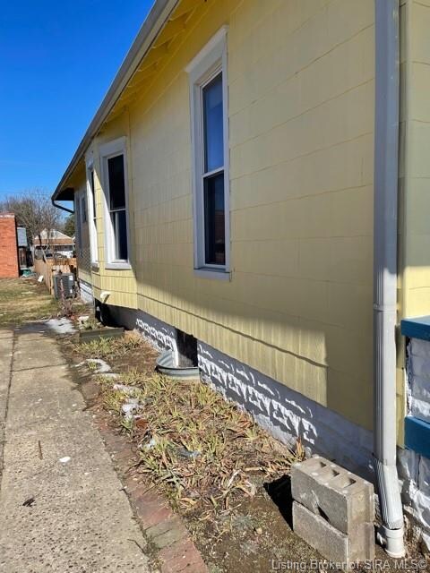 1317 E Oak St, New Albany, IN 47150 - photo 7