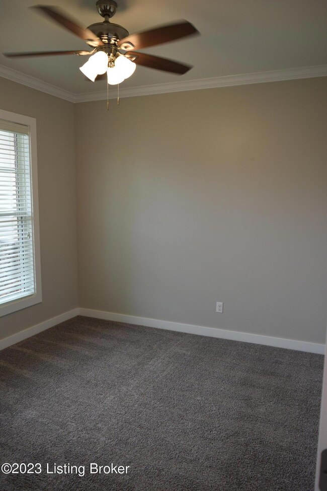 8802 Sanctuary Ln, Louisville, KY 40291 - photo 7