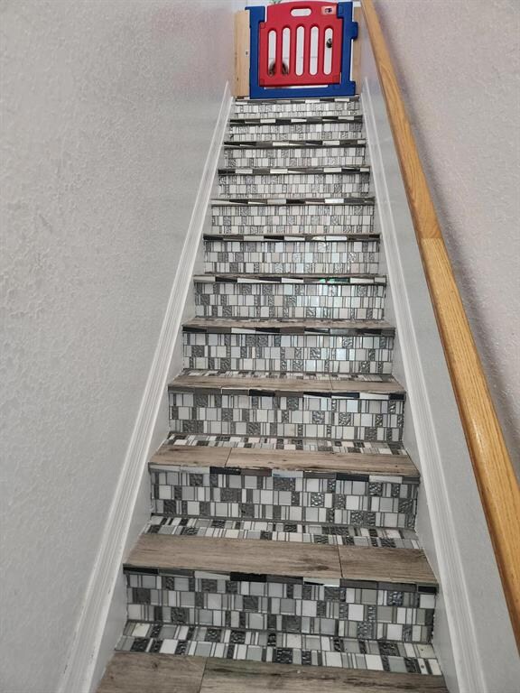 1065 Center Stone Ln, Riviera Beach, FL 33404 - photo 4