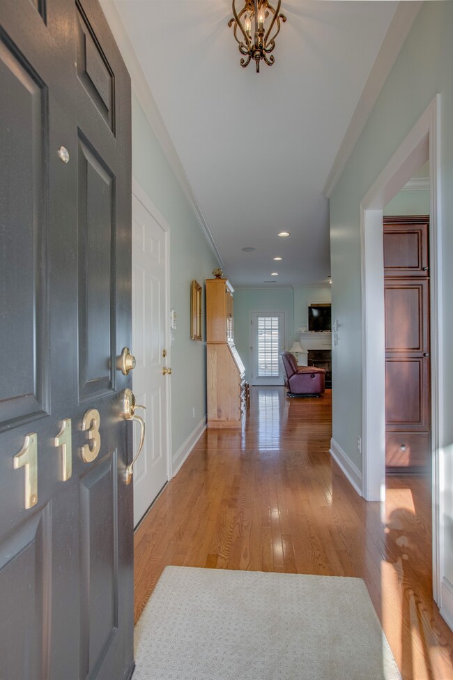 113 Magnolia Glen Cir, Manchester, TN 37355 - photo 2