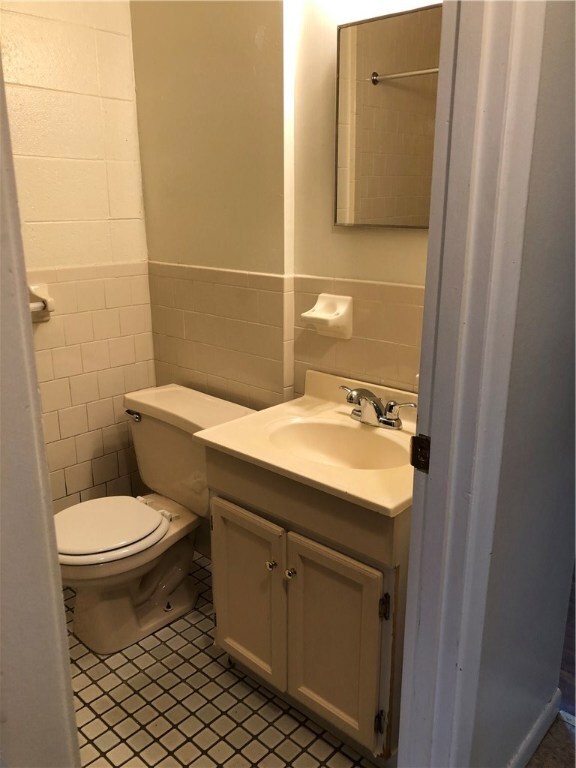 1890 Broad St unit 214, Cranston, RI 02905 - photo 5