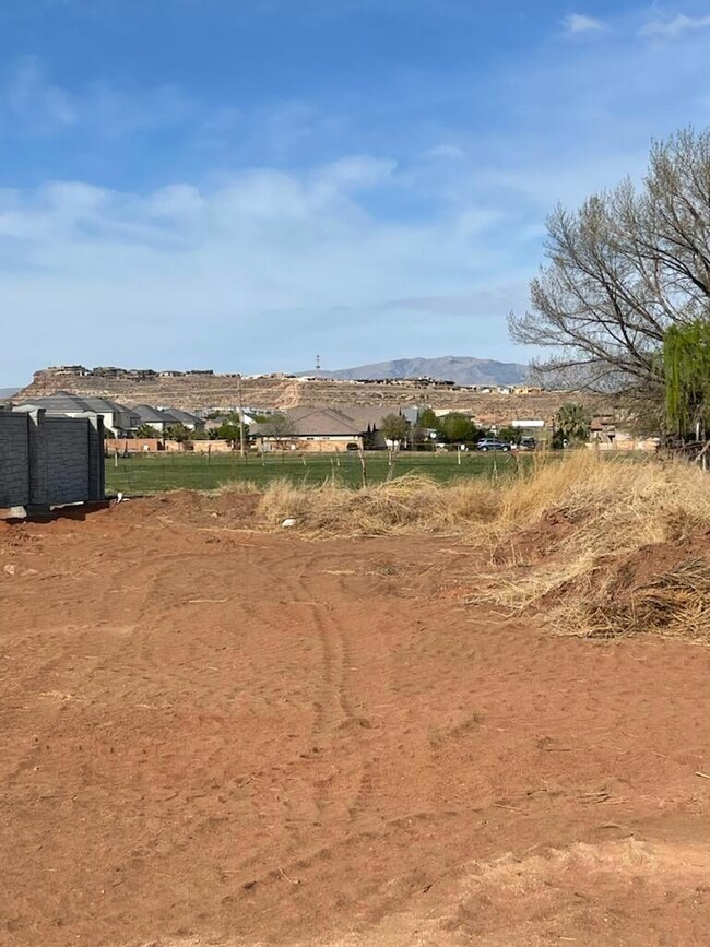 3792 S Kennedy Ln, Washington, UT 84780 - photo 2