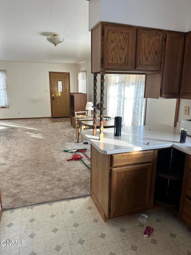 610 3rd St SE, Jamestown, ND 58401 - photo 6