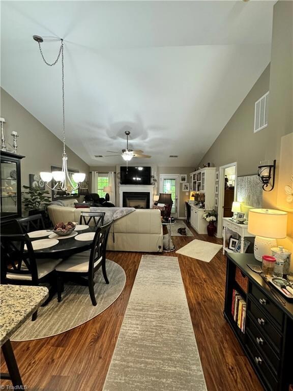 350 Stowe Ave unit 402, Asheboro, NC 27203 - photo 2