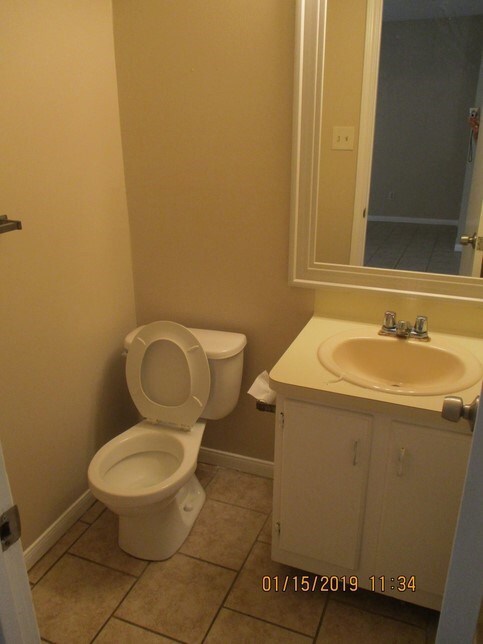 7025 Alabonson Rd, Houston, TX 77088 - photo 5